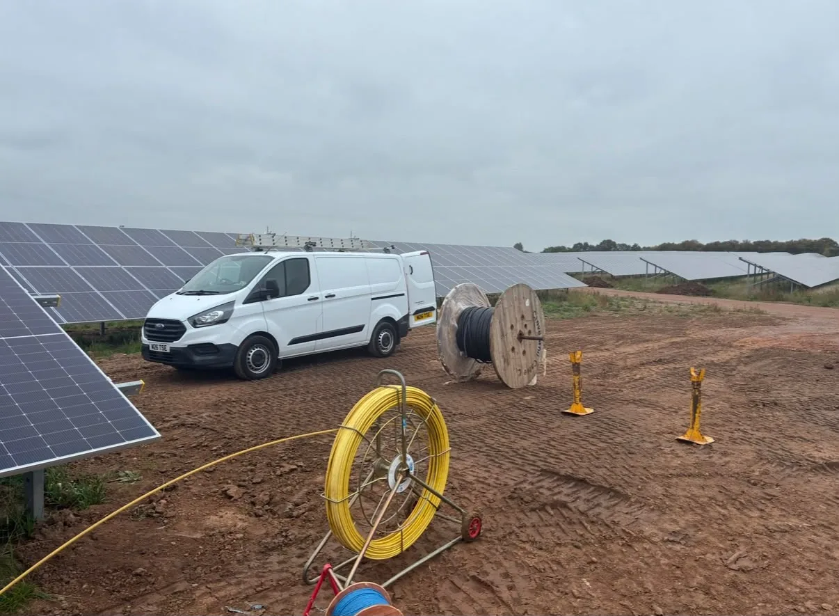 Cable installation for a ground-mounted solar panel array